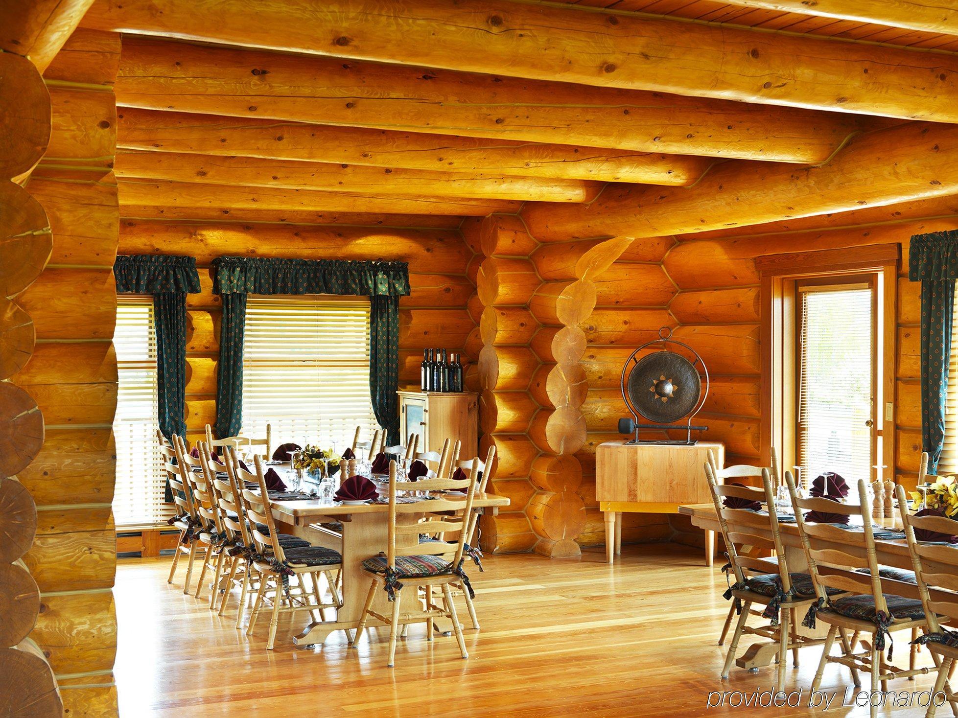 Echo Valley Ranch And Spa Clinton Restaurant photo