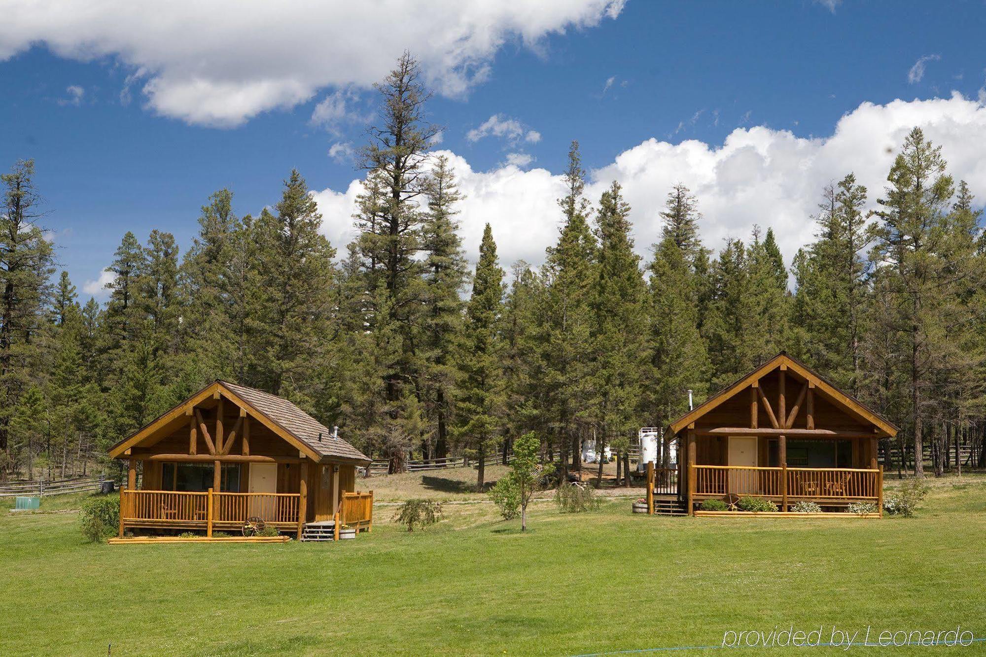 Echo Valley Ranch And Spa Clinton Exterior photo